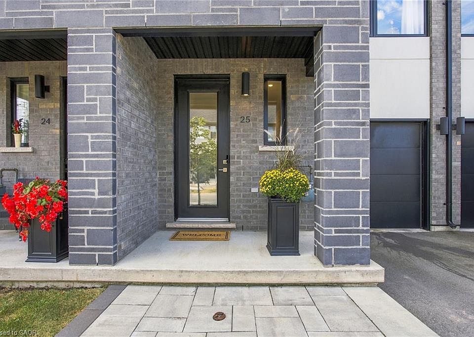 1st image of 166 Mount Albion Rd #25