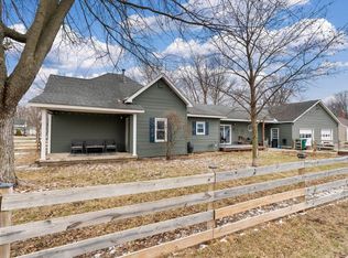 314 W Vine St, Flora, IN 46929
