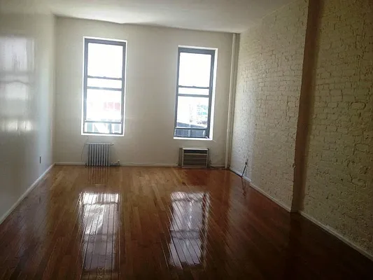 Rented by Town Residential | media 10