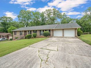 807 Canterbury Dr, Bessemer, AL 35022