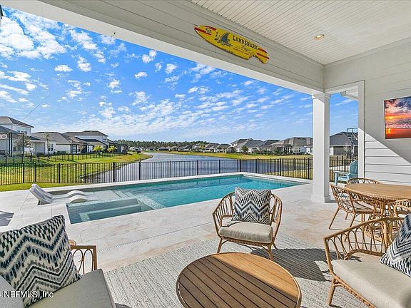 2nd image of 527 SILVER PINE Drive