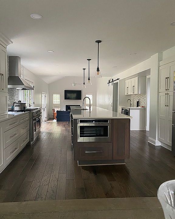 1st image of 1200 Southwind Ct