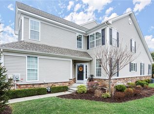 25 Evan Ct, Fishkill, NY 12524