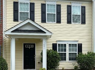 1041 Ileagnes Rd, Raleigh, NC 27603