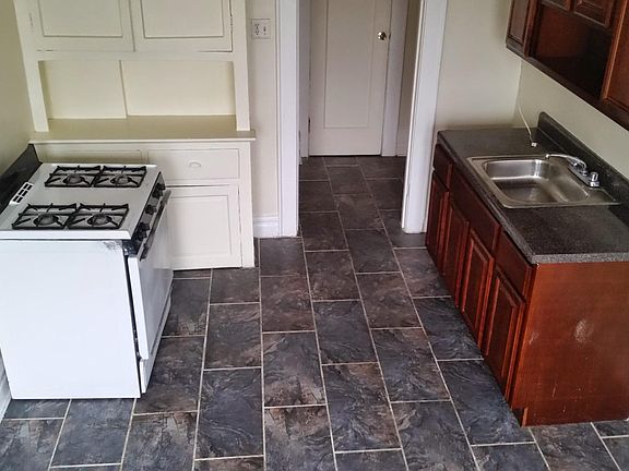 3rd image of 335 Osborne Ter #303