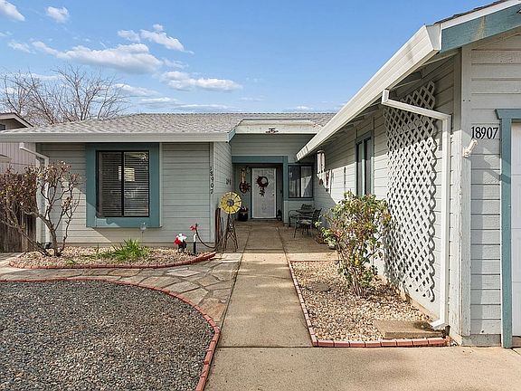 4th image of 18907 Wheeler Way