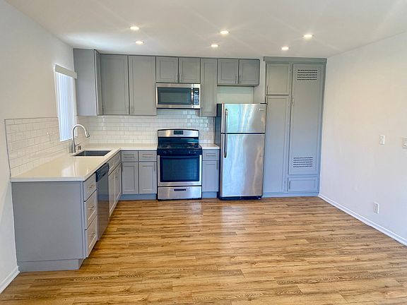 4th image of 144 S Westmoreland Ave APT 4