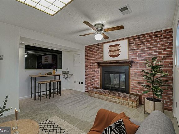 4th image of 11501 Cordwall Dr