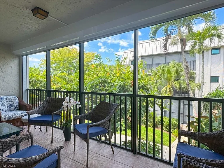 788 Park Shore Dr #D27 — Photo 40