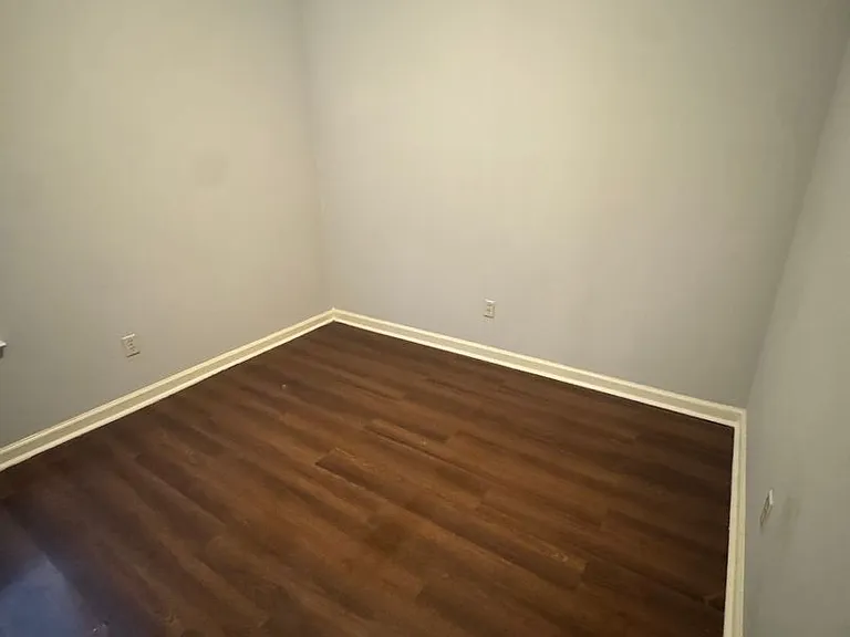 1271 Brady Hollow Ln — Photo 10