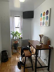 Rented by M.Grossman R.E. Management