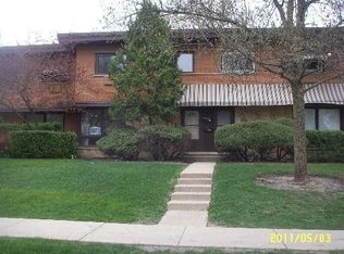 1174 N Wheeling Rd, Mount Prospect, IL 60056