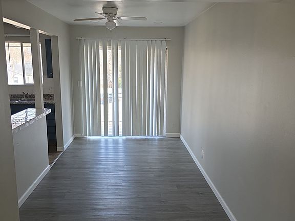 4th image of 1003 S State Fair Blvd #23