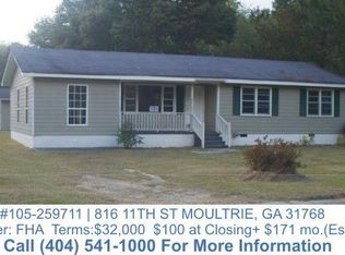 816 11th St SE, Moultrie, GA 31768
