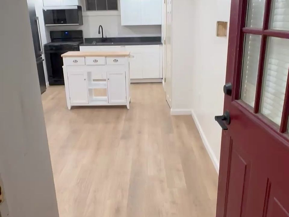 1st image of 34 Newbury St Unit B