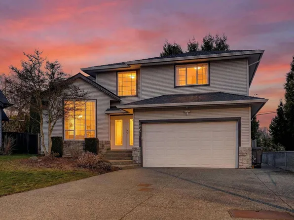 1551 161b St, Surrey, BC V4A 9W3