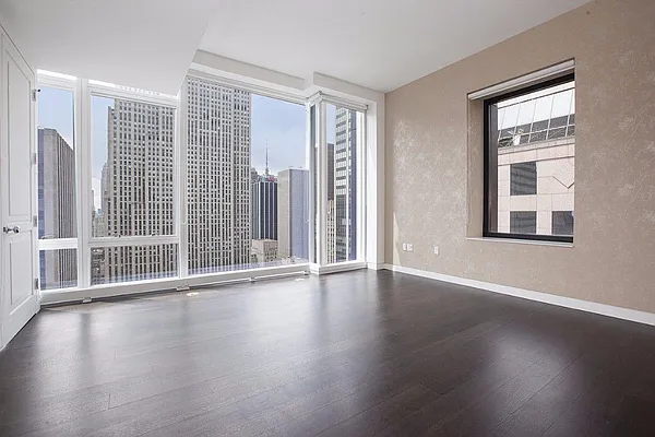 Rented by Jade Stone Real Estate Consulting | media 45