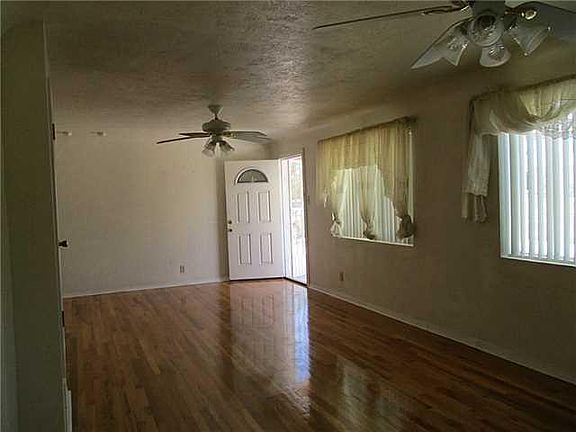 3rd image of 7624 Matamoros Dr