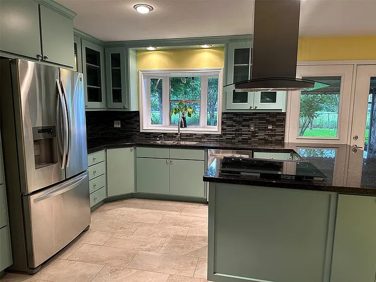 3815 Gardendale Dr — Photo 13