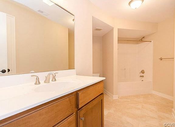 3rd image of 14230 Riverdowns South Dr