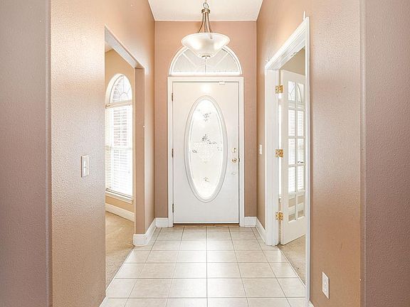 3rd image of 7135 Annandale Dr