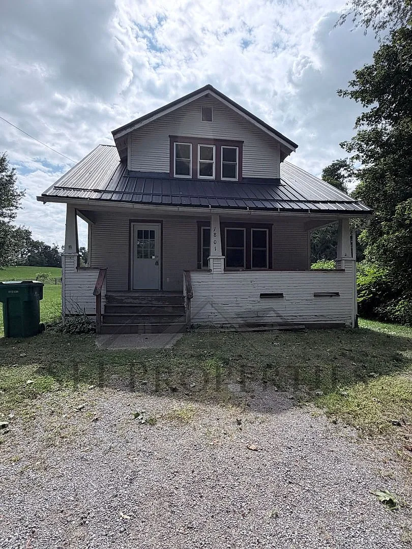 Nice 3 Bedroom House In Salem, Oh - Pet Friendly — Photo 1