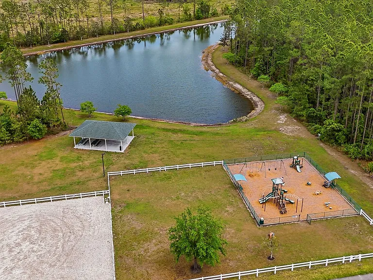 49 Dawson Creek Way — Photo 31