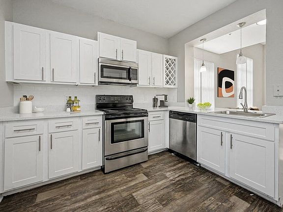 4th image of 12401 W Hillsborough Ave #413-202