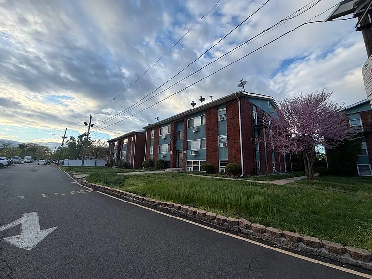 18 Hampton Rd #B9 — Photo 17