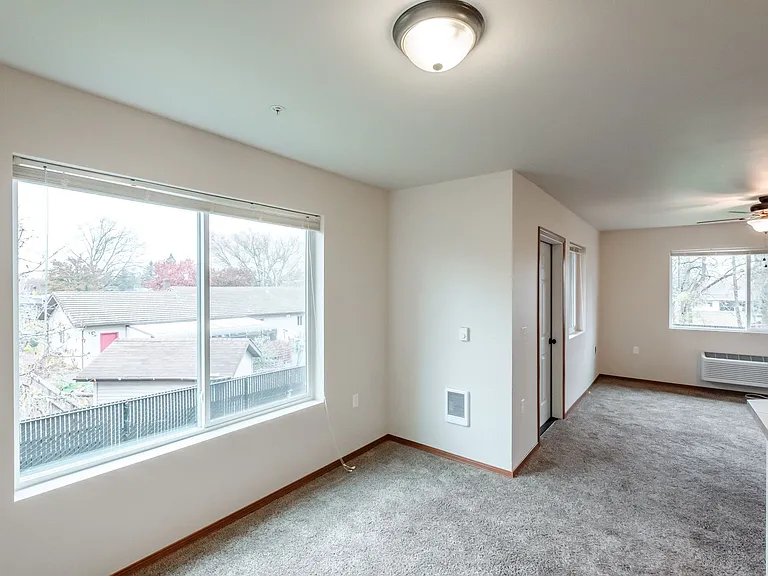 Aspen Place Apartments — Photo 131