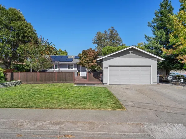 1386 Mcminn Avenue, Santa Rosa, CA 95407