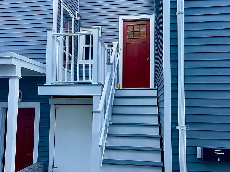 21 Commercial St #1 — Photo 16