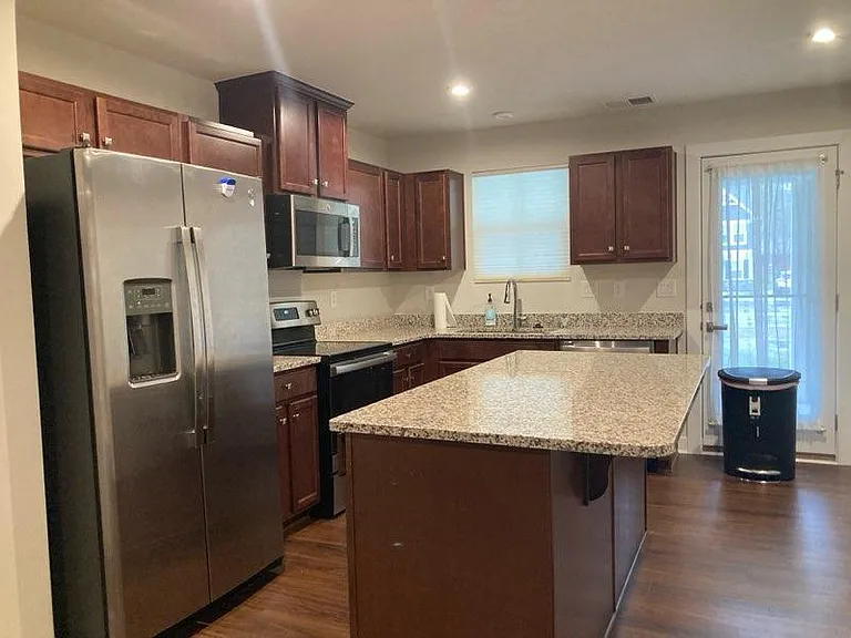 28052 Dew Drop Ln — Photo 10