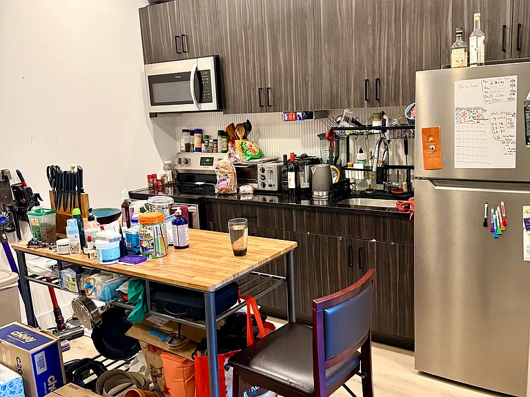 1183 New York Ave #3B — Photo 1