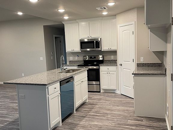 2nd image of 15943 Little Bluestem Way