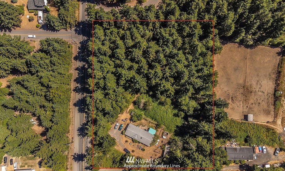 1st image of 244 SW Lakeway Blvd