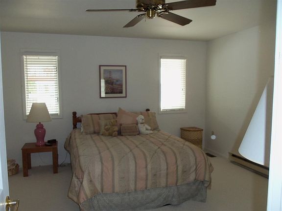 5th image of 7604 Central Ave #S