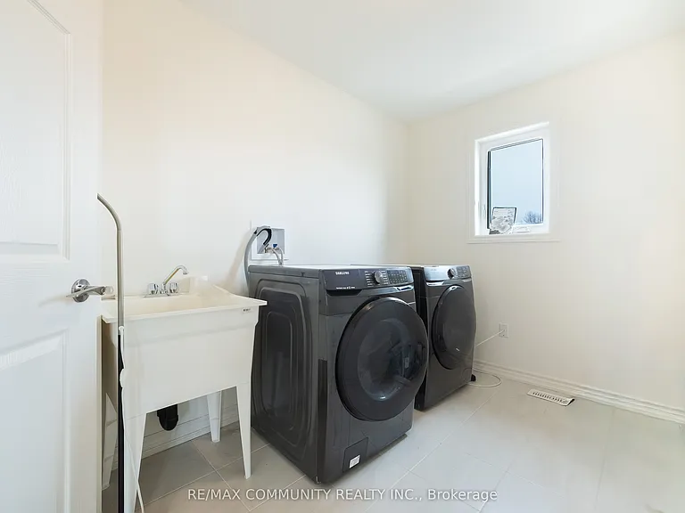 1450 Sharon Dr — Photo 17
