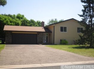 4784 Cumberland St, Shoreview, MN 55126