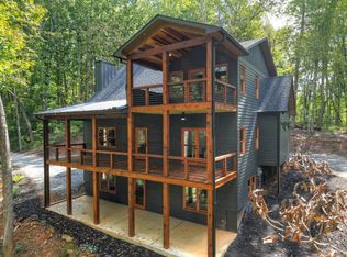 68 Hibiscus Ln, Blue Ridge, GA 30513