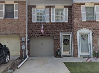 313 Tyler Dr, Pittsburgh, PA 15236