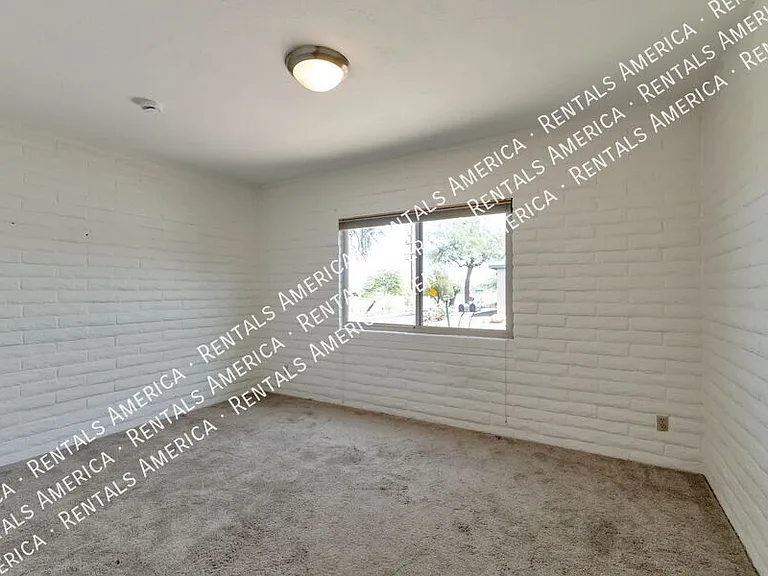 88 E Cholla Shadows Dr — Photo 15