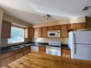 1005 & 1009 63rd Ave W #4, Bradenton, FL 34207