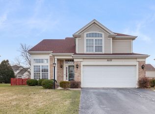 3227 Grafton Ln, Aurora, IL 60502