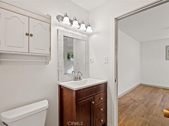 4th image of 311 6th St