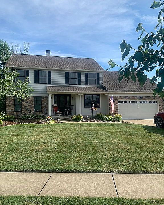 2nd image of 12 Westbury Ln