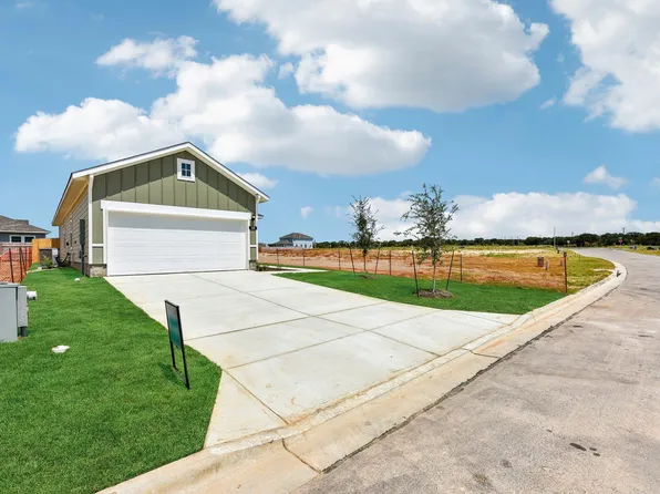 330 Golden Paint Trl, Liberty Hill, TX 78642