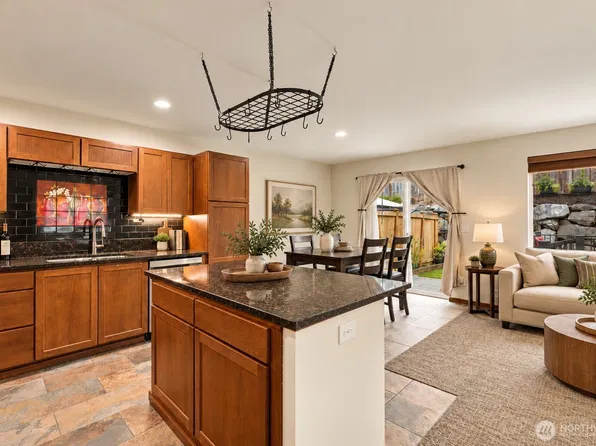 4103 82nd Avenue NE, Marysville, WA 98270