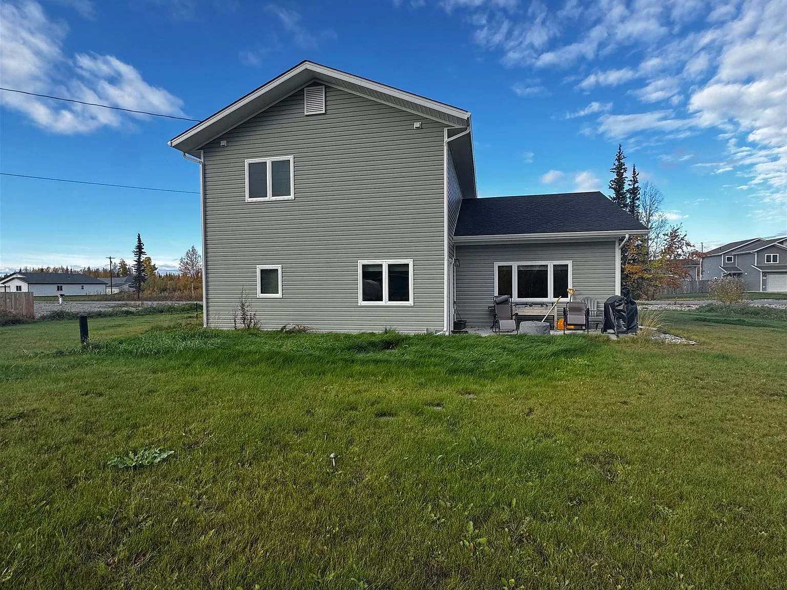 3 bed, $2,850 — Photo 2