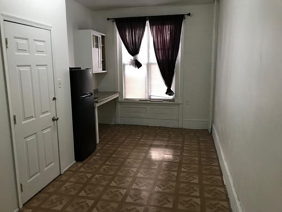 2nd image of 1430 McKean St #1